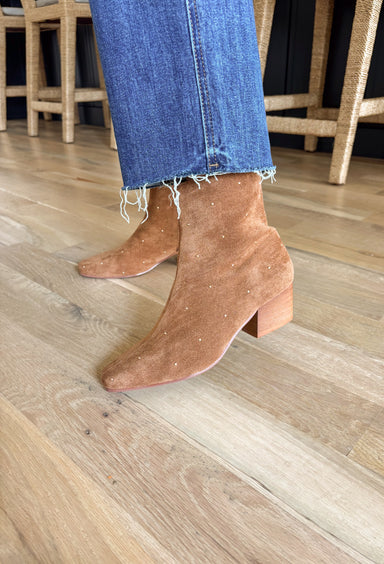 Such A Tease Boots - Groovy's