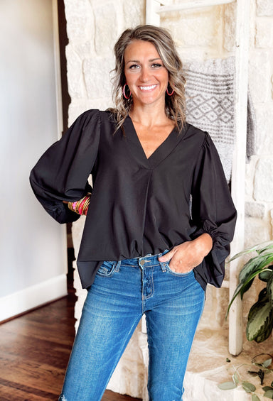 Think Fast Blouse in Black, long sleeve v-neck blouse 