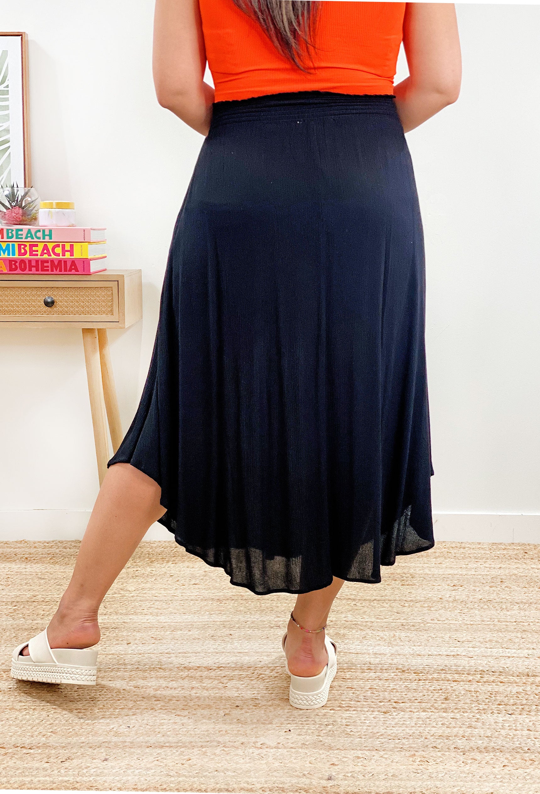 Tori Maxi Skirt in Black, Flowy black skirt featuring a smocked waistband