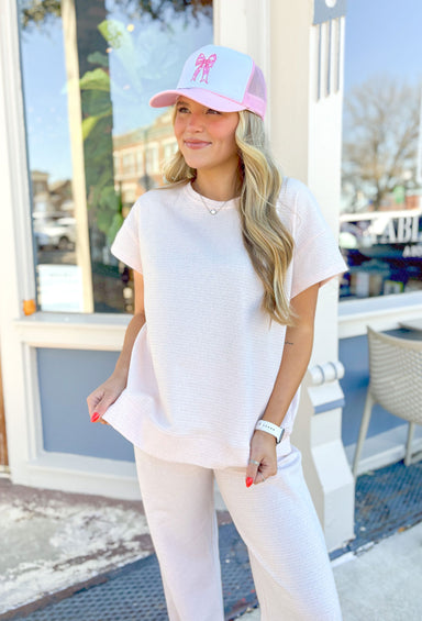 Sunday Morning Feeling Top, textured short sleeve top in light pink