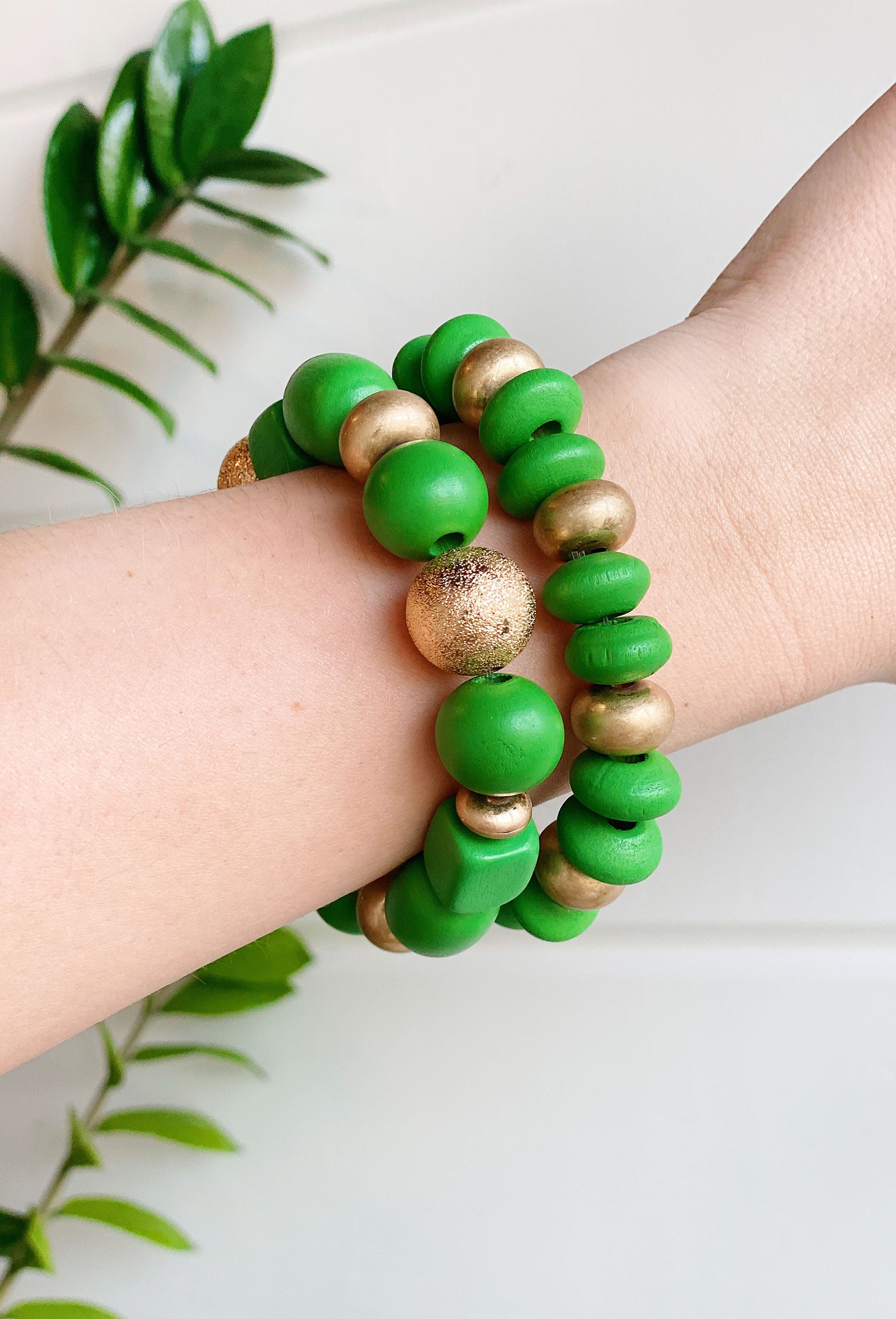 City Dreams Bracelet Set in Green, set of 2 bracelets, gold and green wooded beads 