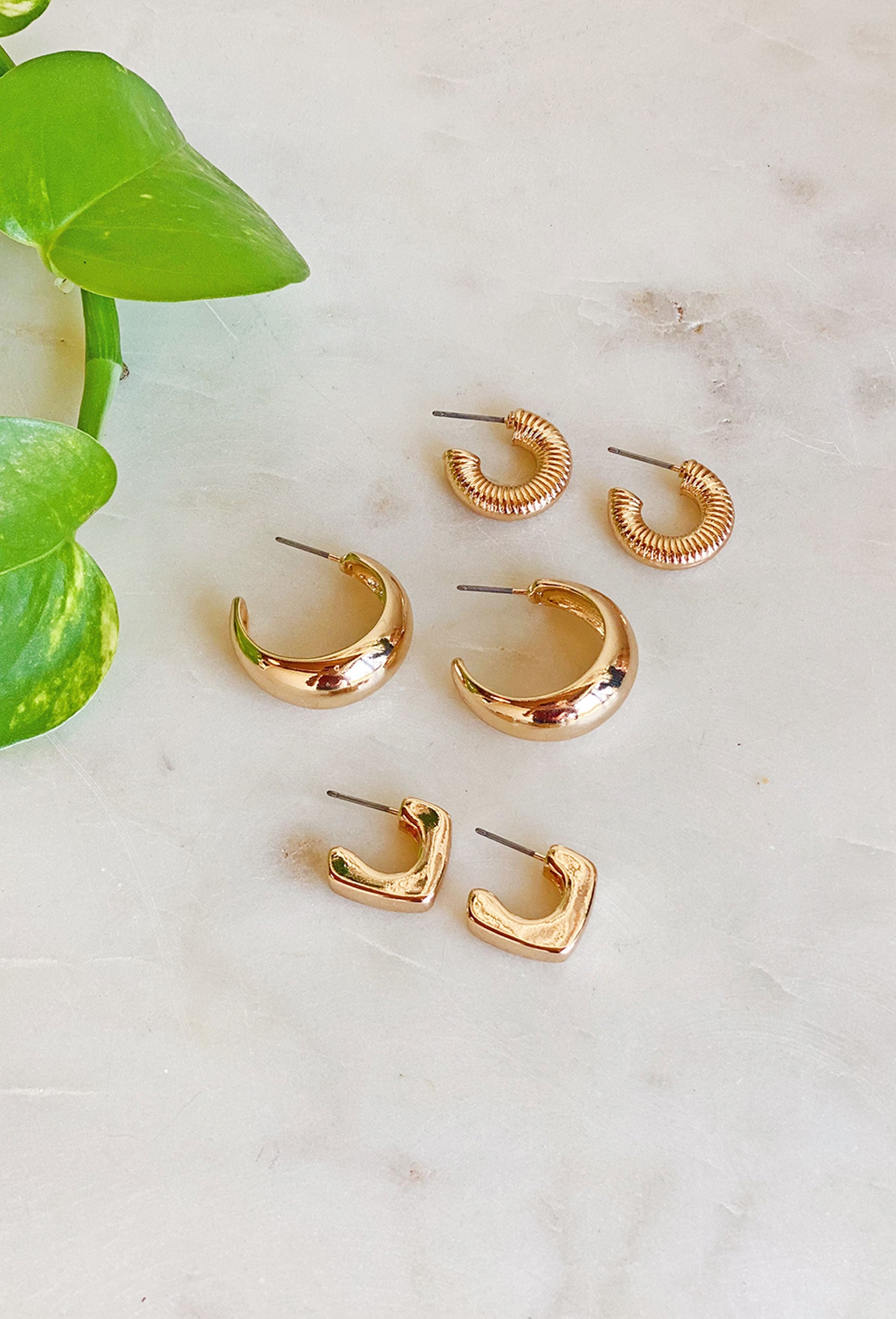 Shapely Minis 18k Gold Plated Hoop Earring Set – Ettika