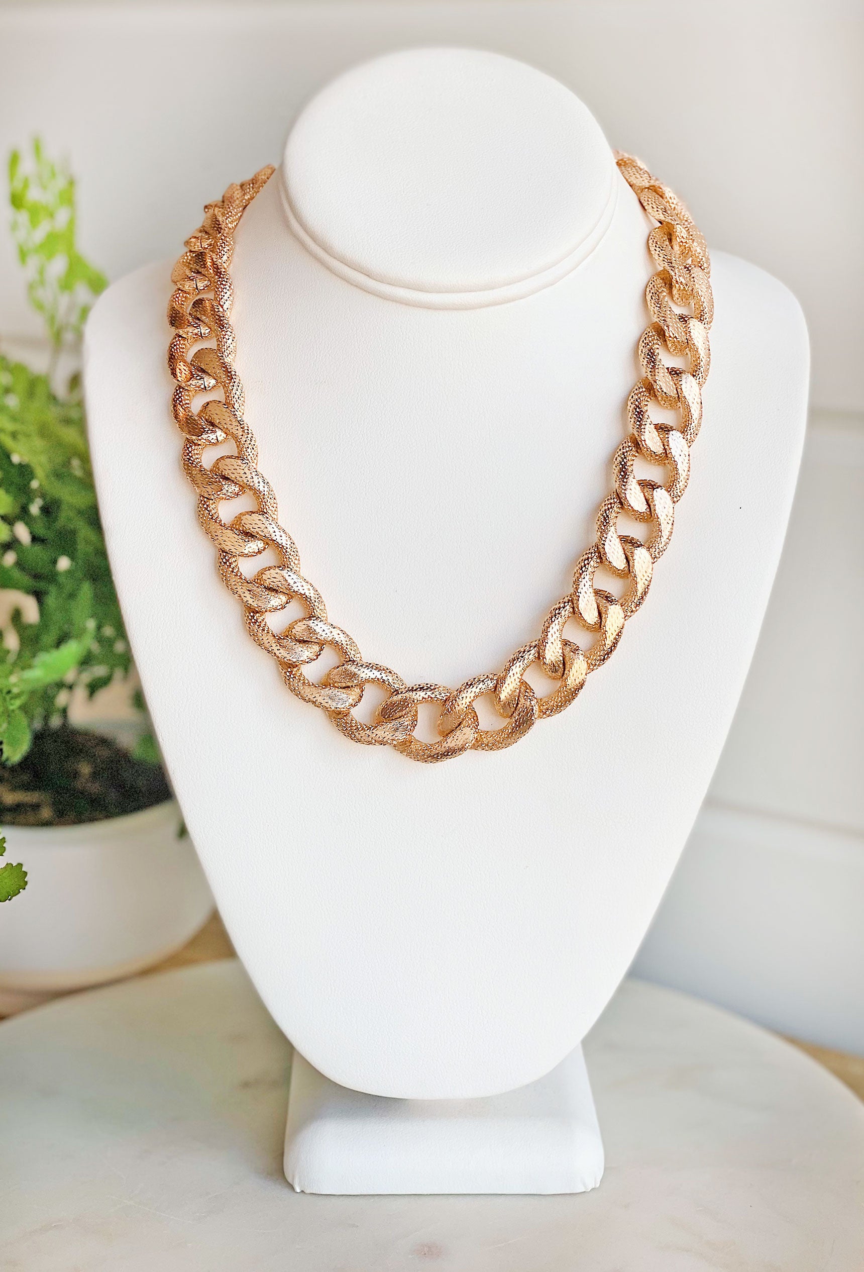 Full Disclosure Chain Necklace, chunky textured gold chainlink necklace