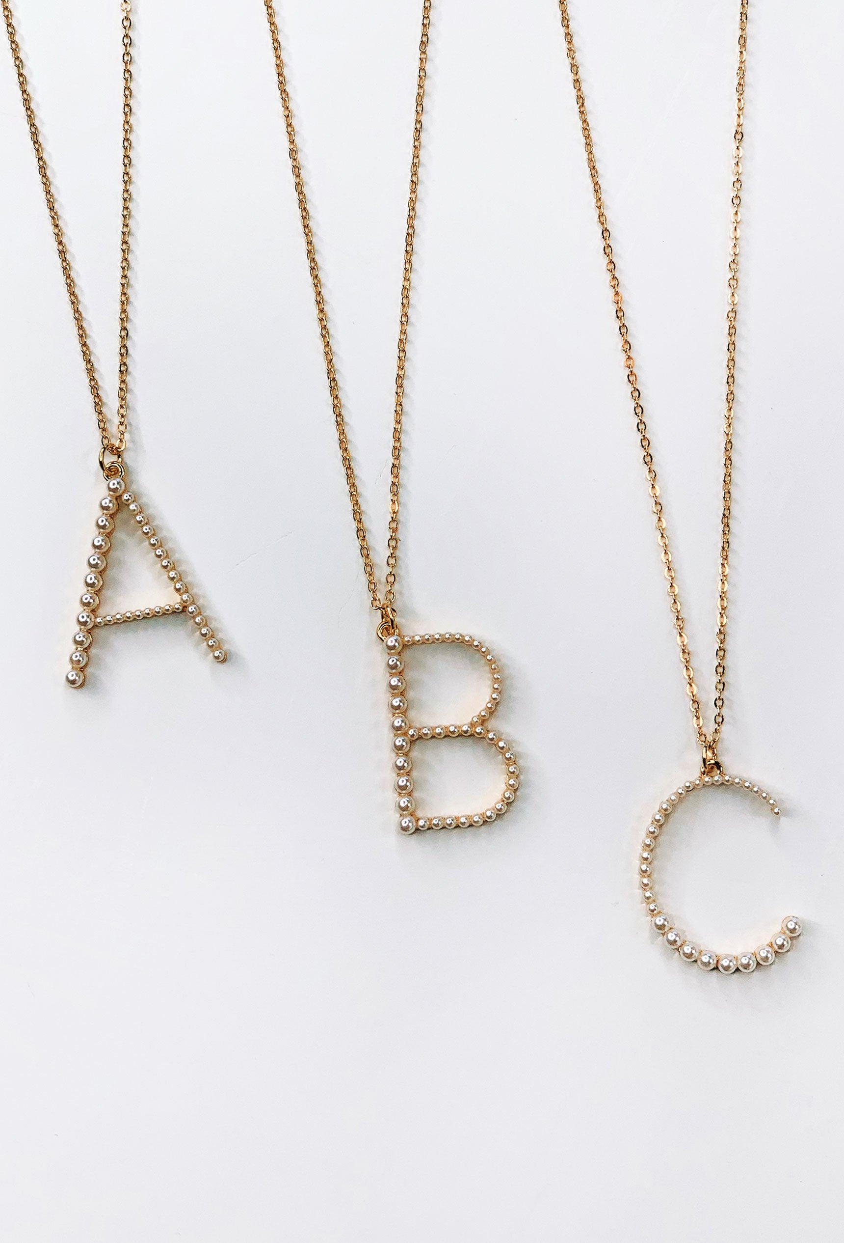 Freshwater Pearl Initial Necklace | LUNAE