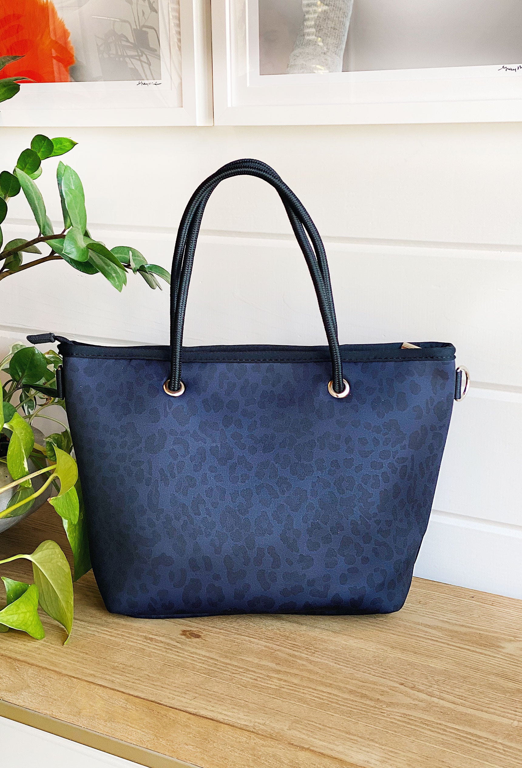 Longchamp Tote bag Handbag Navy blue, Coach purse transparent background  PNG clipart | HiClipart